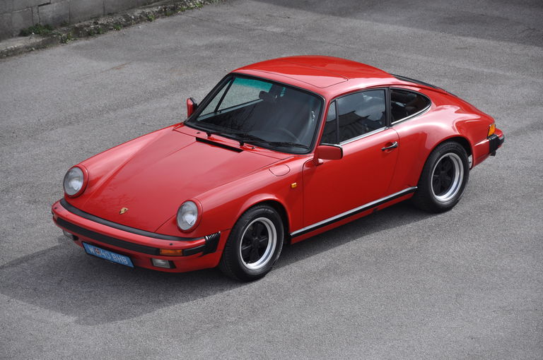 Porsche 911 Carrera 3.2