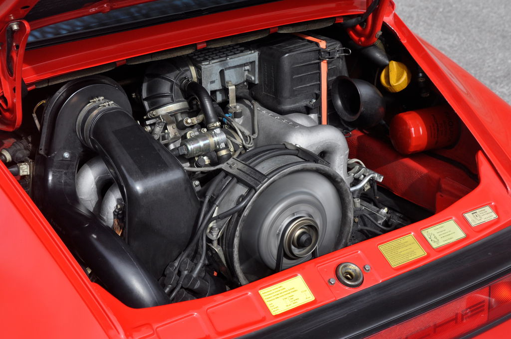 Porsche 911 Carrera 3.2