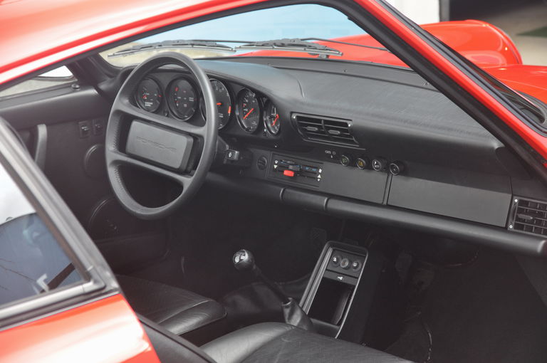 Porsche 911 Carrera 3.2