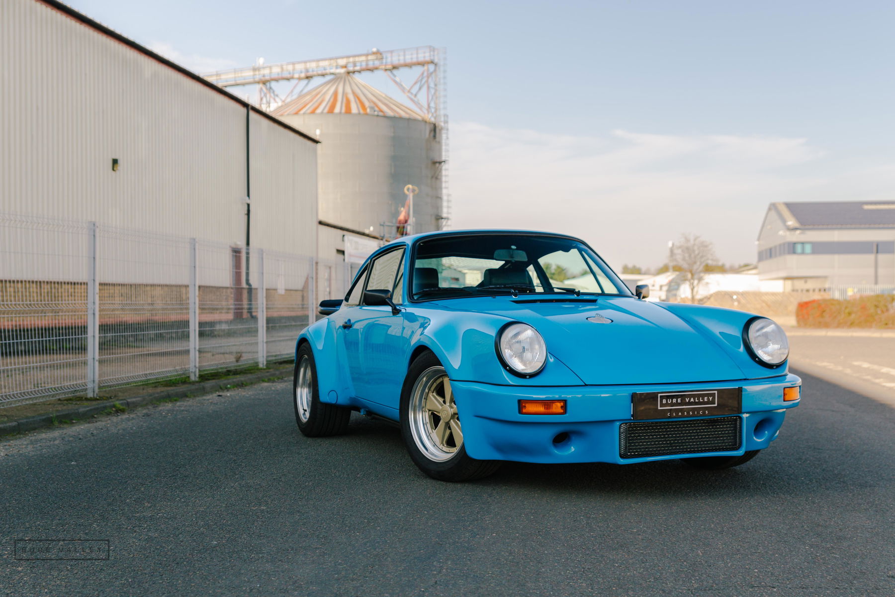 Porsche-911-3.0-RS-Replica-28.