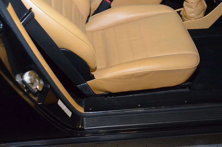 Porsche 911 Carrera 3.2 (US)