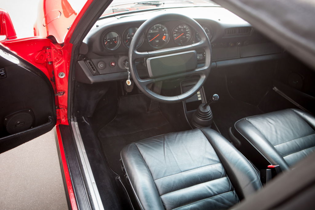 Porsche 911 Carrera 3.2