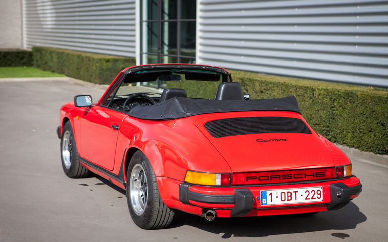 Porsche 911 Carrera 3.2