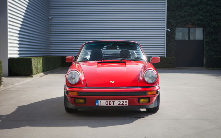 Porsche 911 Carrera 3.2