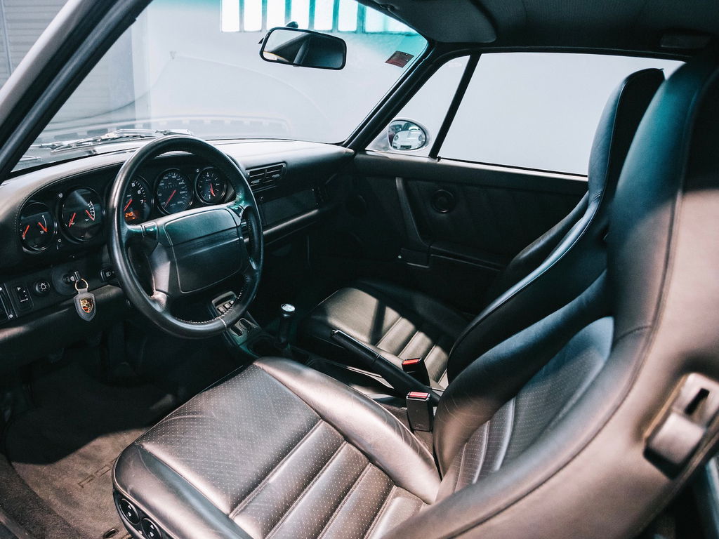 Porsche 964 Carrera 4 WTL