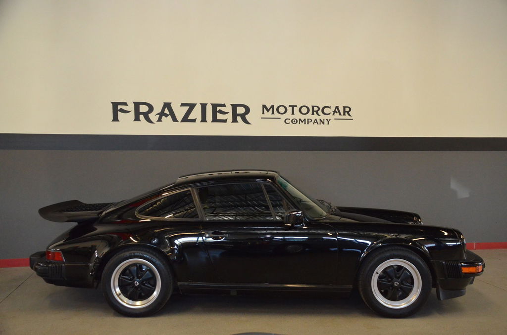 Porsche 911 Carrera 3.2 (US)