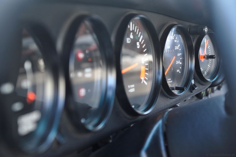 Porsche 911 Carrera 3.2