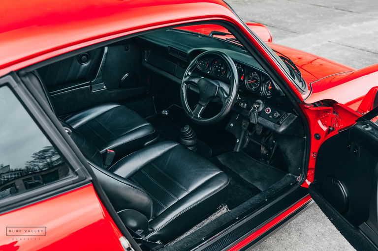 Porsche 911 Carrera 3.2