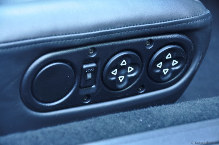 Porsche 993 Carrera 4S