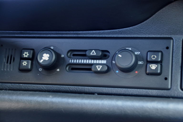 Porsche 993 Carrera 4S