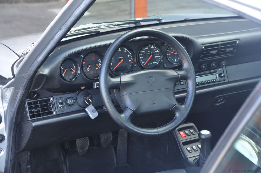 Porsche 993 Carrera 4S