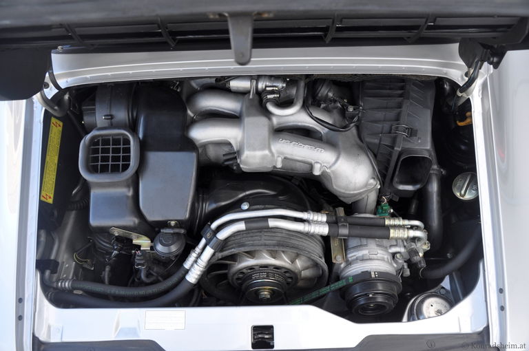 Porsche 993 Carrera 4S