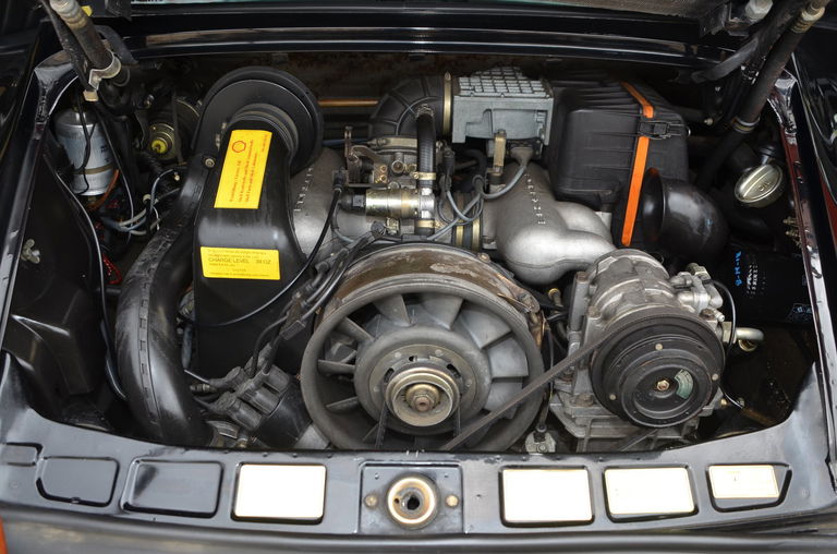 Porsche 911 Carrera 3.2