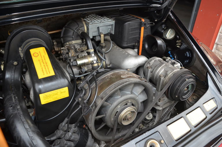 Porsche 911 Carrera 3.2