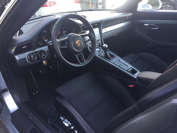 Porsche 991.2 GT3 Touring