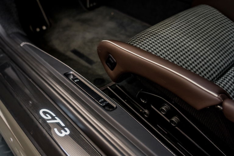 Porsche 991 GT3 Touring