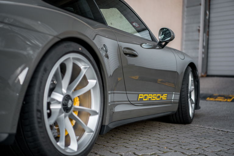 Porsche 991 GT3 Touring