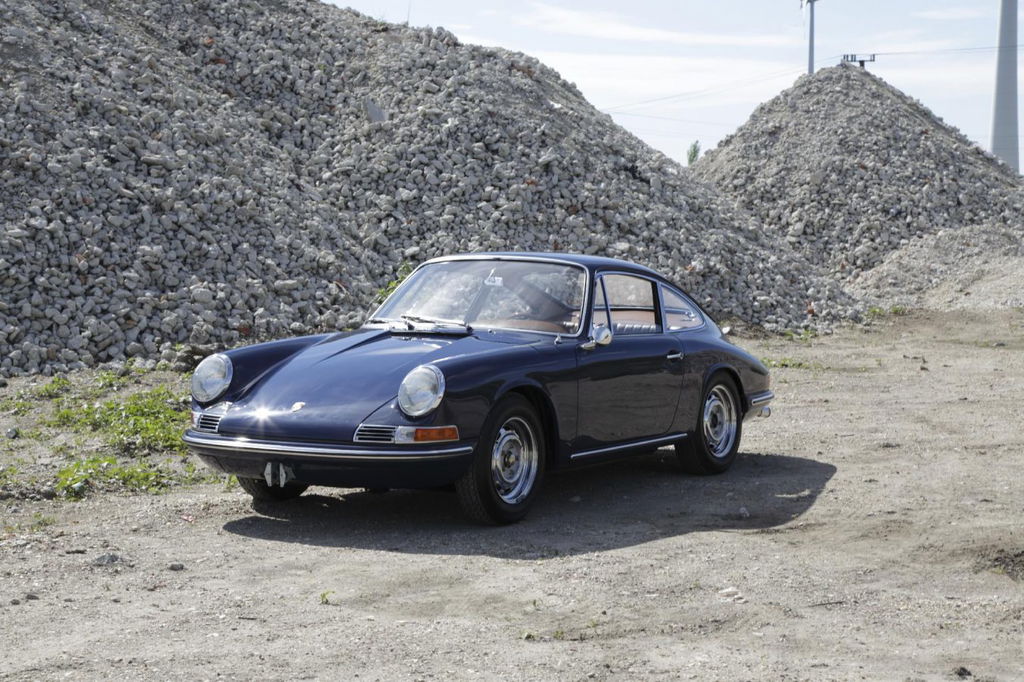 Porsche 911 Backdate