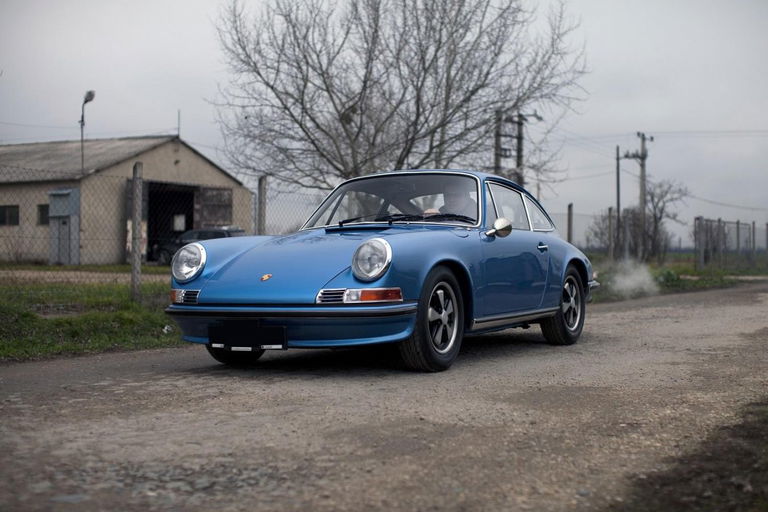 Porsche 911 Backdate