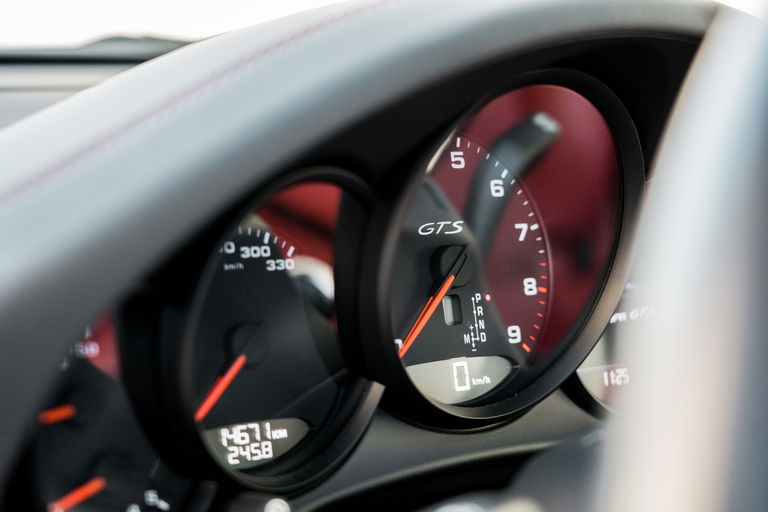 Porsche 991 Carrera GTS