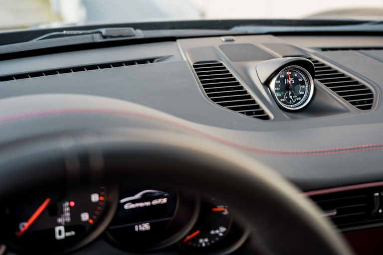 Porsche 991 Carrera GTS