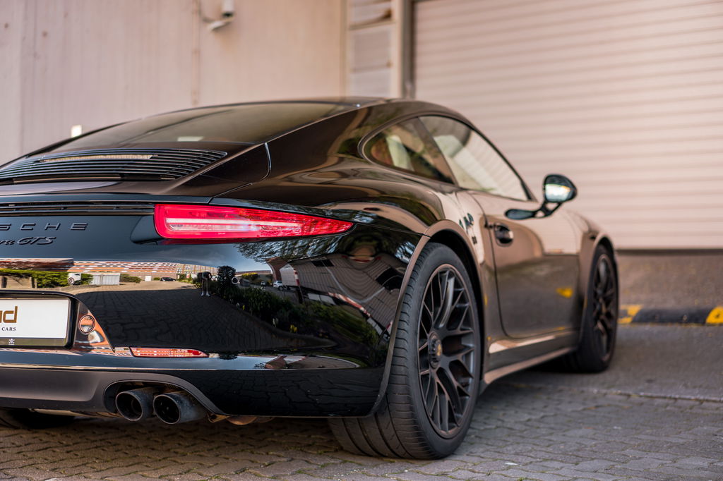 Porsche 991 Carrera GTS