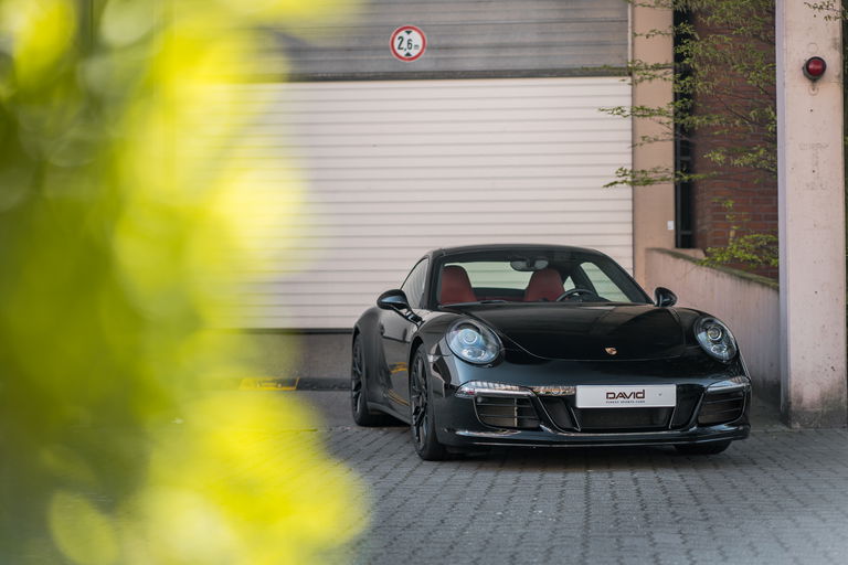 Porsche 991 Carrera GTS