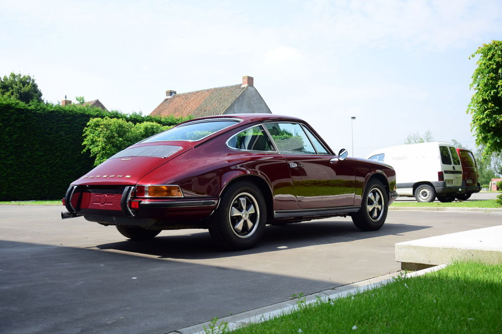 Porsche 911 T