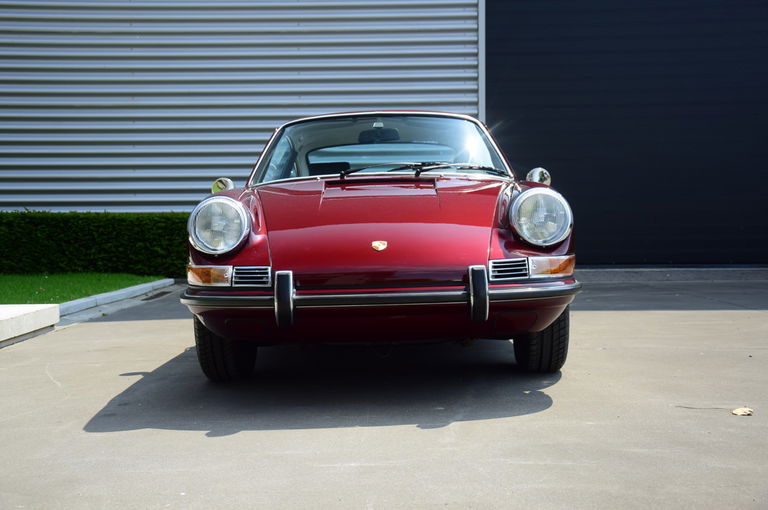 Porsche 911 T
