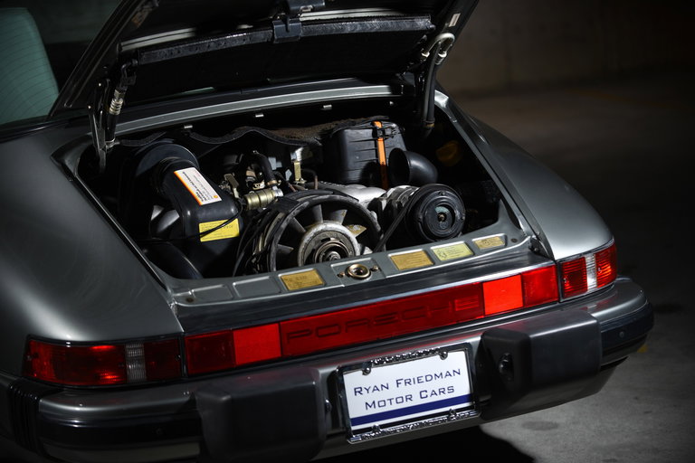 Porsche 911 Carrera 3.2