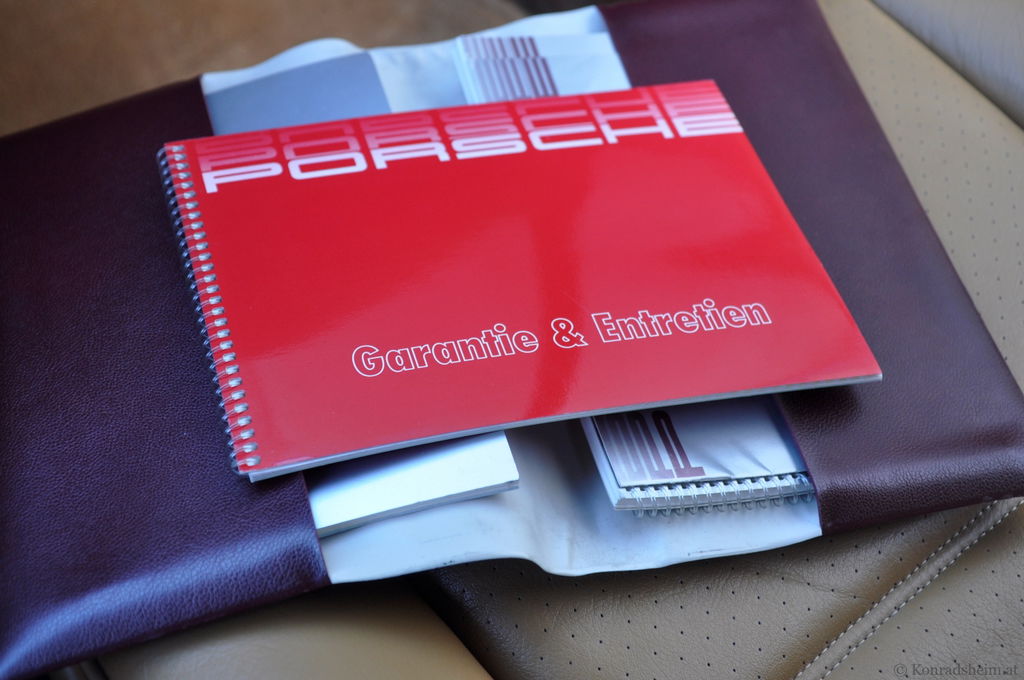 Porsche 911 Carrera 3.2 Speedster