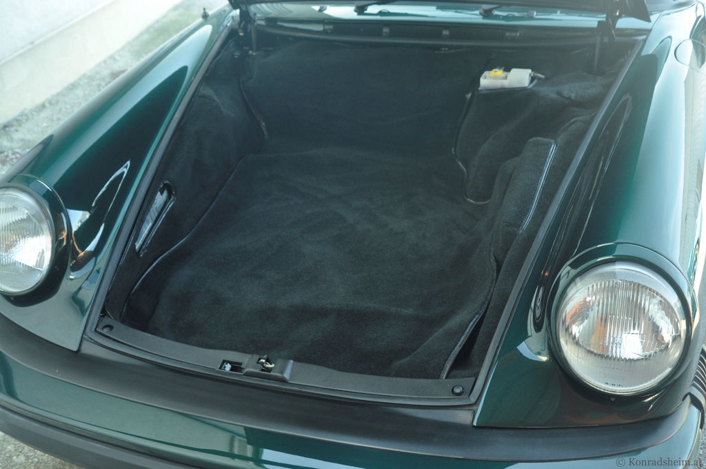 Porsche 911 Carrera 3.2 Speedster