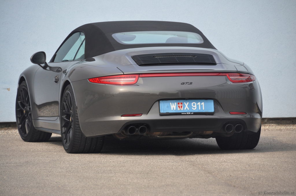 Porsche 991 Carrera 4 GTS