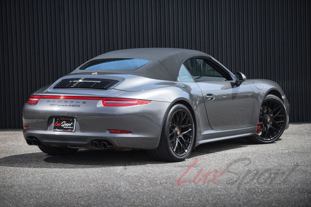 Porsche 991 Carrera 4 GTS