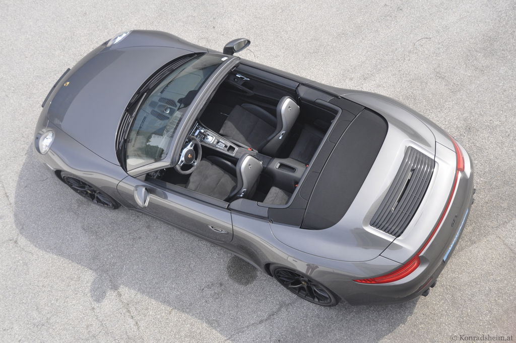 Porsche 991 Carrera 4 GTS