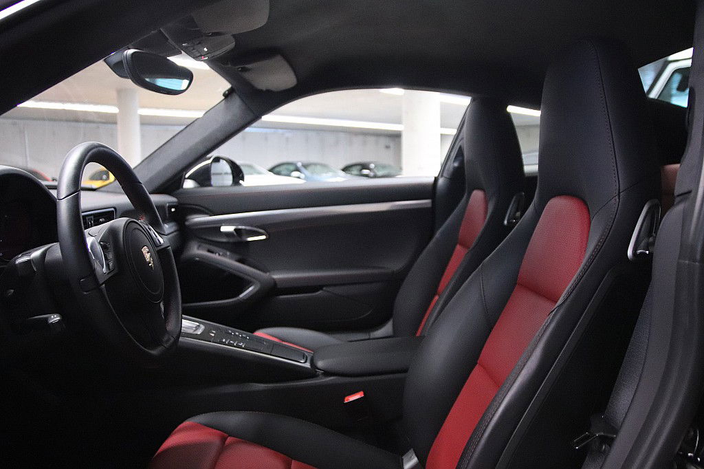 Porsche 991 Carrera 4S