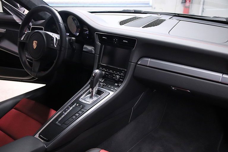 Porsche 991 Carrera 4S