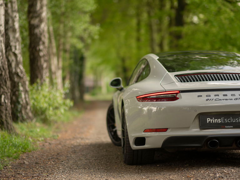 Porsche 991.2 Carrera GTS