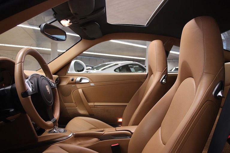 Porsche 997.2 Carrera GTS