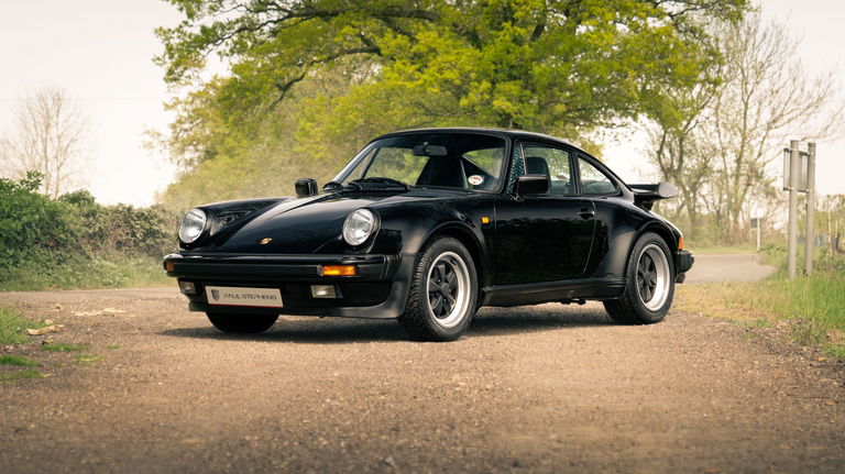Porsche 911 Carrera 3.2