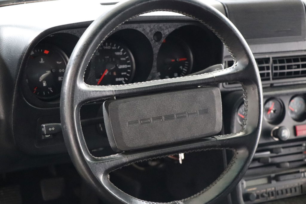 Porsche 924 Carrera GT