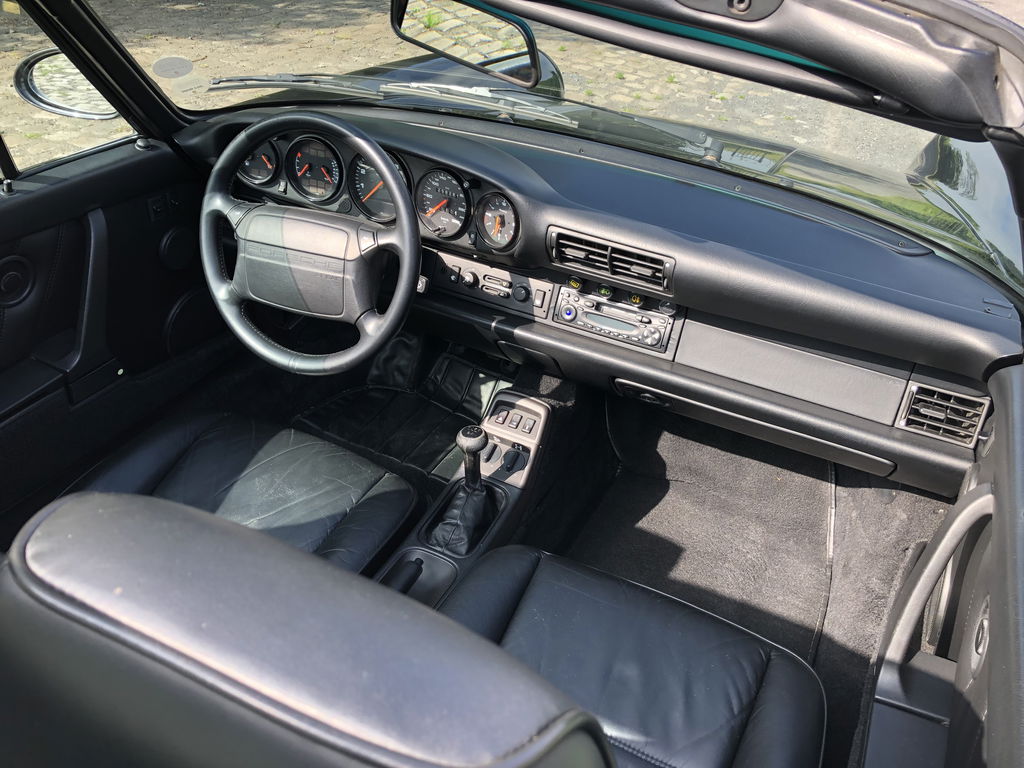 Porsche 964 Carrera 4