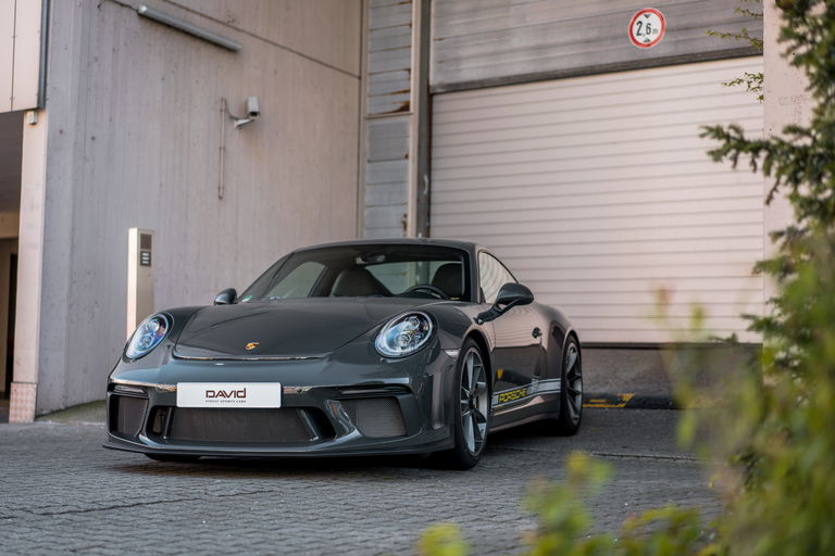 Porsche 991 GT3 Touring 2018 - elferspot.com - Marketplace for Porsche ...