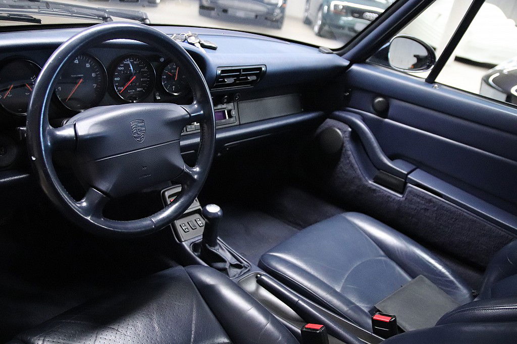 Porsche 993 Carrera 4