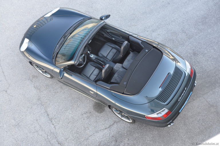 Porsche 996 Carrera 4