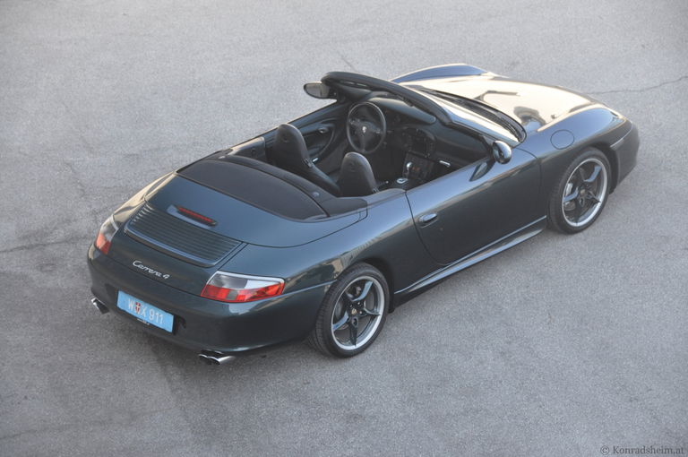 Porsche 996 Carrera 4