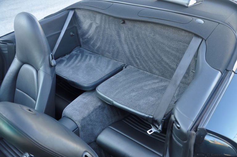 Porsche 996 Carrera 4