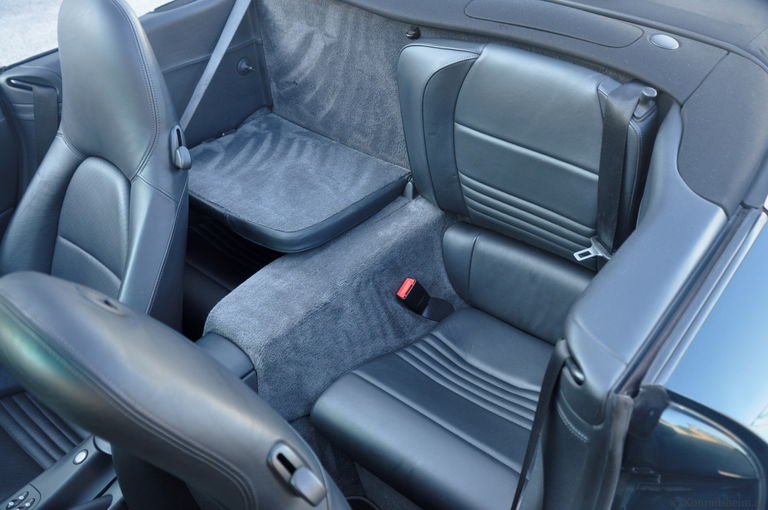 Porsche 996 Carrera 4