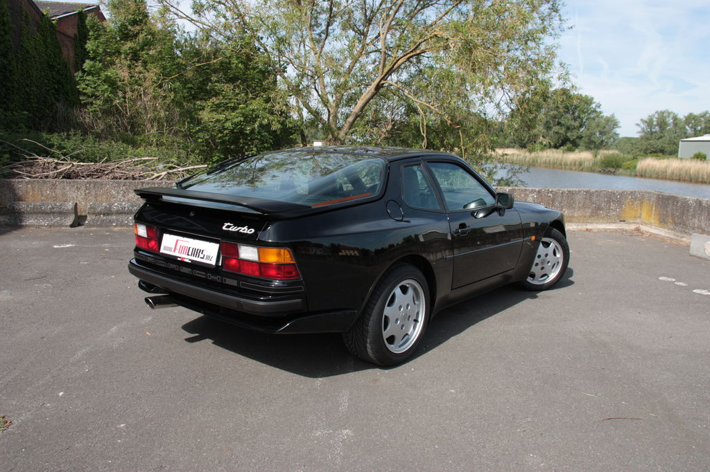 Porsche 944 Turbo Coupé