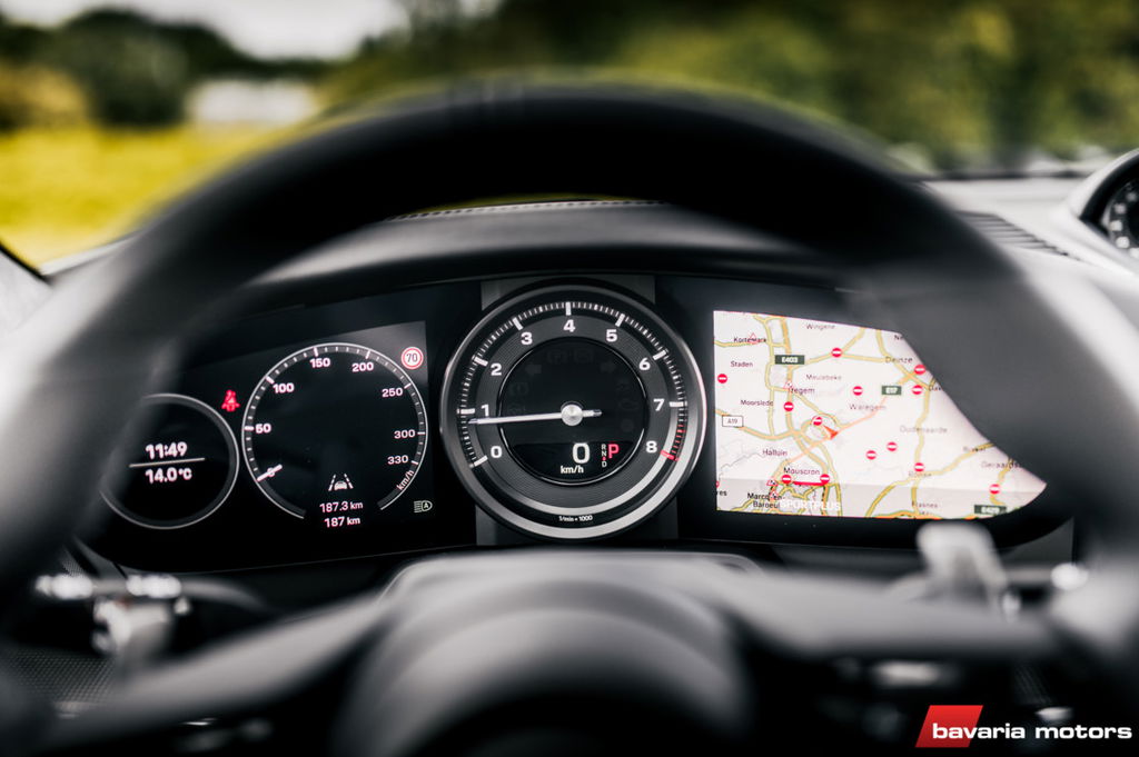 Porsche 992 Carrera 4S